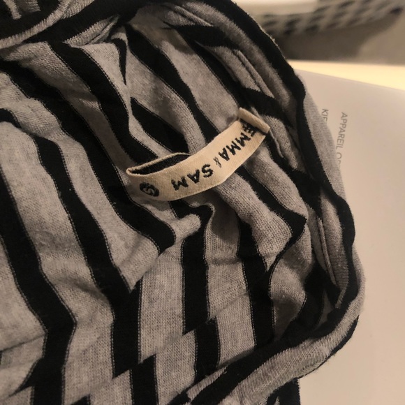 EMMA AND SAM ROSE T-SHIRT - Picture 4 of 4